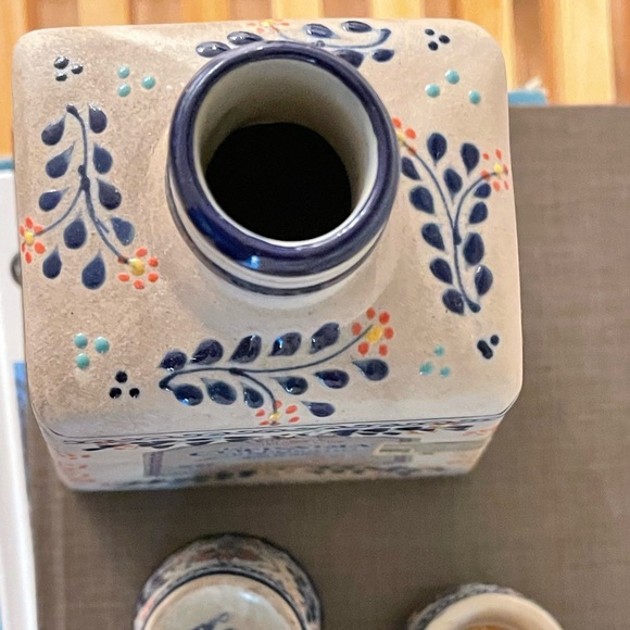 SOLD! - Picture 6 of 10